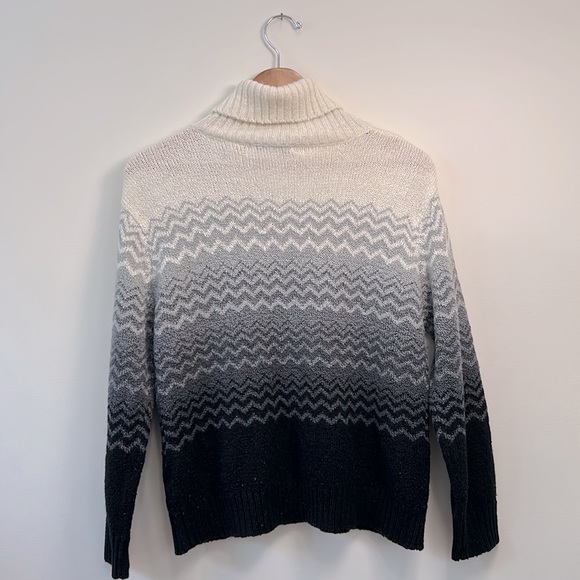 Carolyn Taylor Women’s Long Sleeves turtleneck Knit sweater size Large - Picture 7 of 8